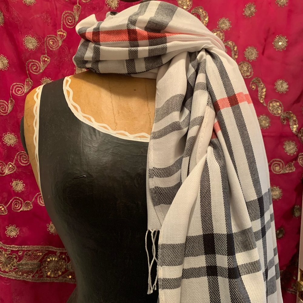 💝3/$36 Plaid Pashmina Scarf💝